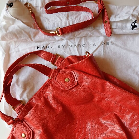 GUC Marc By Marc Jacobs Faux Leather Autumn Orange Shoulder Bag - Picture 6 of 9
